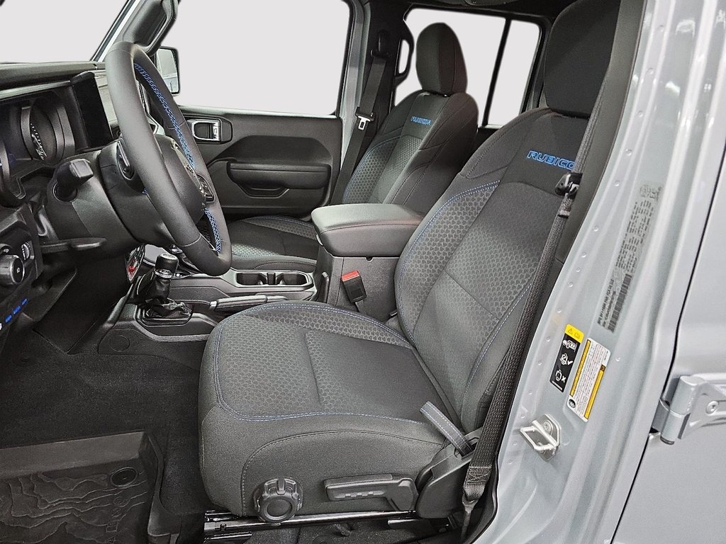 2024 Jeep Wrangler 4xe RUBICON 4XE 4X4 // SKY ONE TOUCH // TOUT ÉQUIPÉ in Sherbrooke, Quebec - 9 - w1024h768px