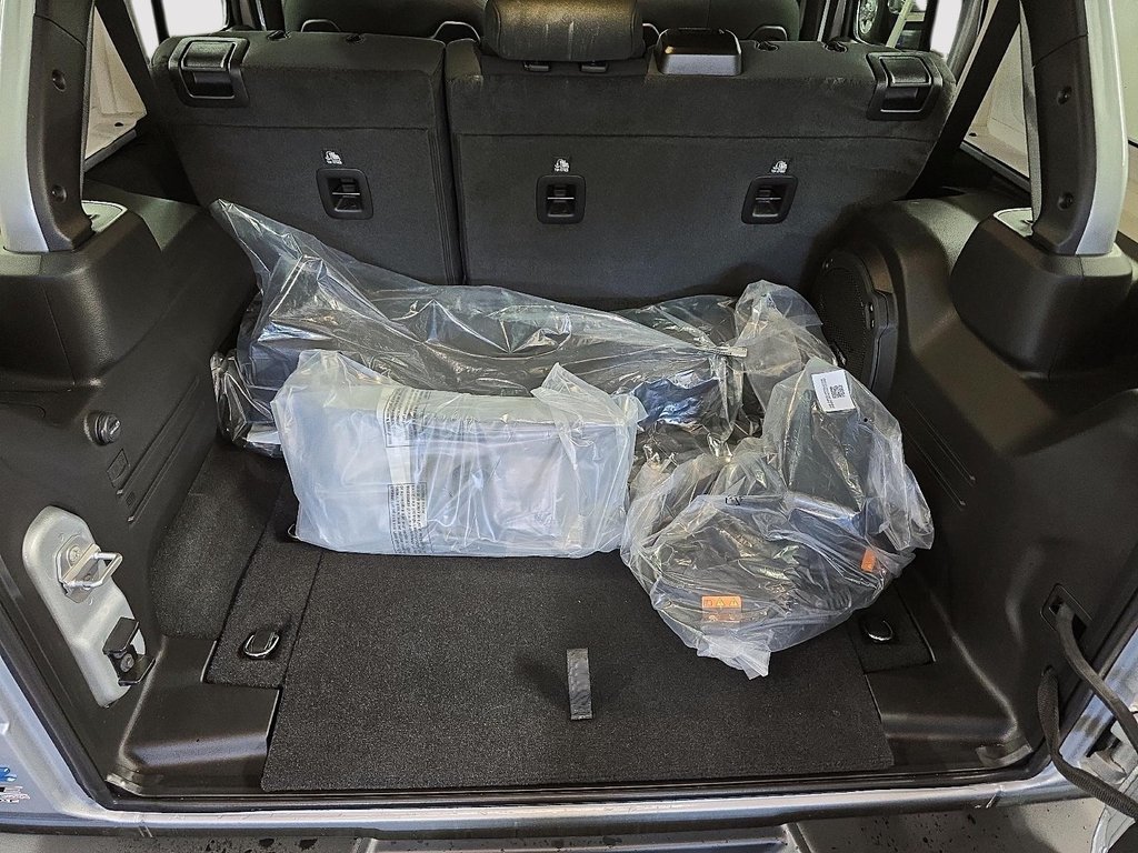 2024 Jeep Wrangler 4xe RUBICON 4XE 4X4 // SKY ONE TOUCH // TOUT ÉQUIPÉ in Sherbrooke, Quebec - 6 - w1024h768px