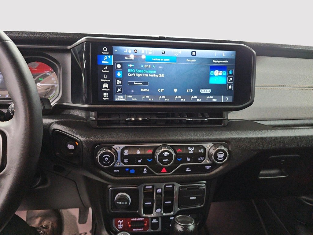 Jeep Wrangler 4xe WILLYS 4XE 4X4 // TEMPS FROIDS 2024 à Sherbrooke, Québec - 19 - w1024h768px