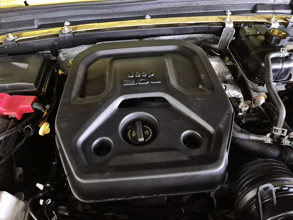 Jeep Wrangler 4xe Rubicon 2024 à Sherbrooke, Québec - 8 - w1024h768px