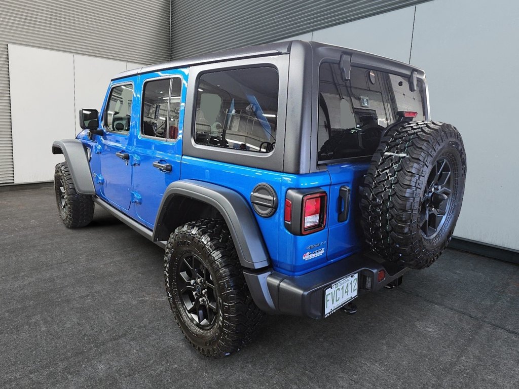 2025 Jeep Wrangler 4XE WILLYS in Sherbrooke, Quebec - 4 - w1024h768px