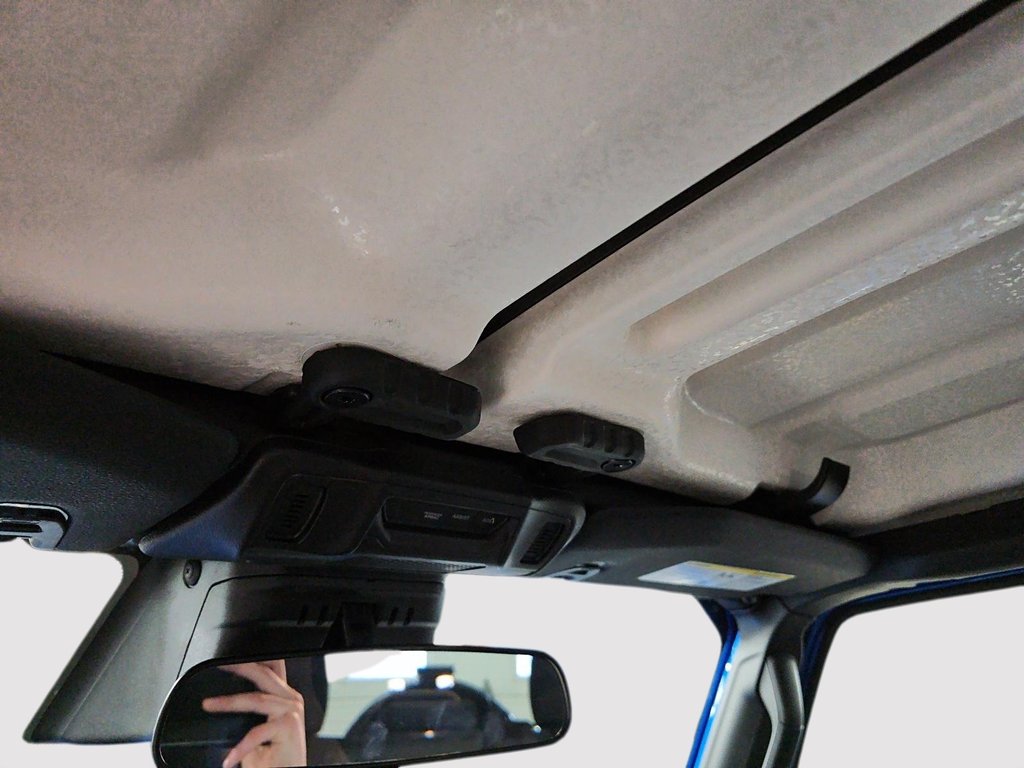 2025 Jeep Wrangler 4XE WILLYS in Sherbrooke, Quebec - 17 - w1024h768px