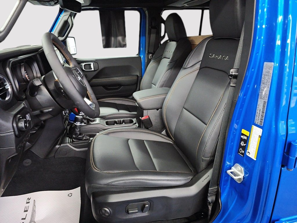 2024 Jeep Wrangler Sahara in Sherbrooke, Quebec - 9 - w1024h768px