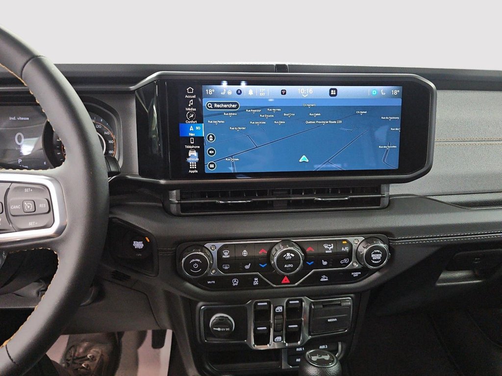 Jeep Wrangler Sahara 2024 à Sherbrooke, Québec - 19 - w1024h768px