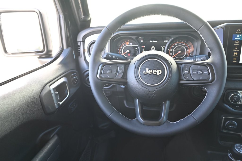 2025  Wrangler SPORT S in St-Jean-Sur-Richelieu, Quebec - 12 - w1024h768px