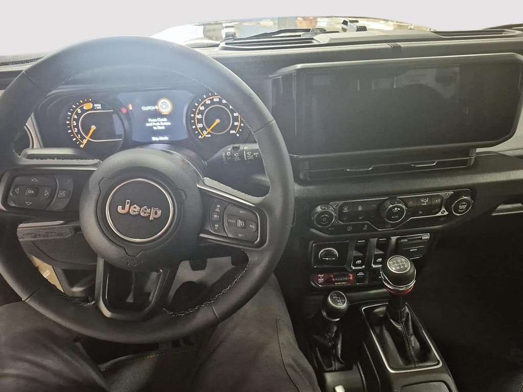 2025 Jeep WRANGLER WILLYS in Sherbrooke, Quebec - 10 - w1024h768px