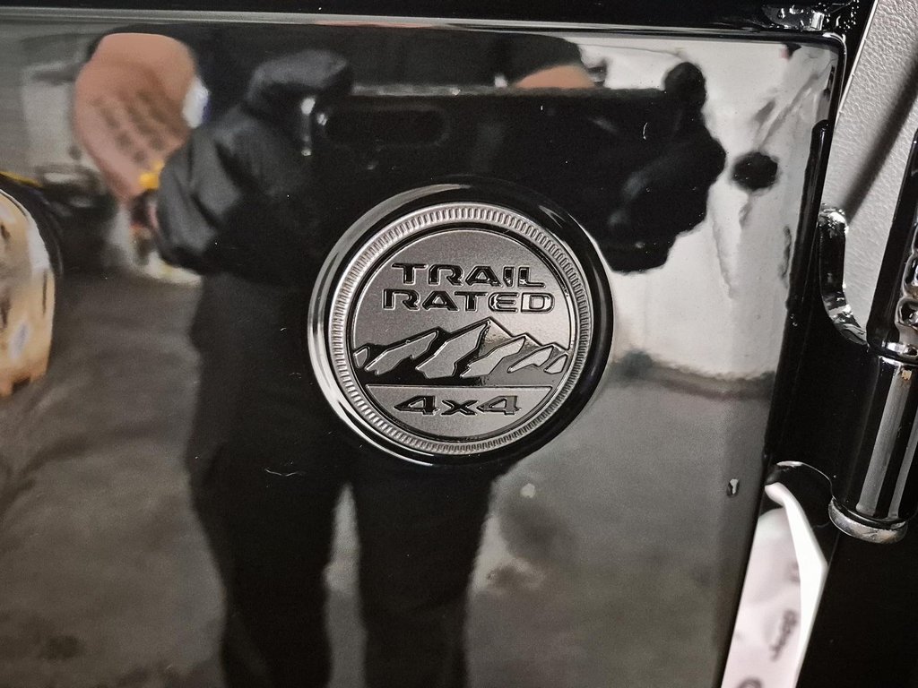 Jeep WRANGLER SPORT 2025 à Sherbrooke, Québec - 16 - w1024h768px
