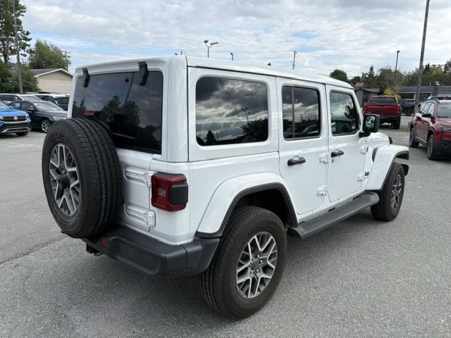 Jeep Wrangler SAHARA 4x4 2025 à Sherbrooke, Québec - 5 - w1024h768px