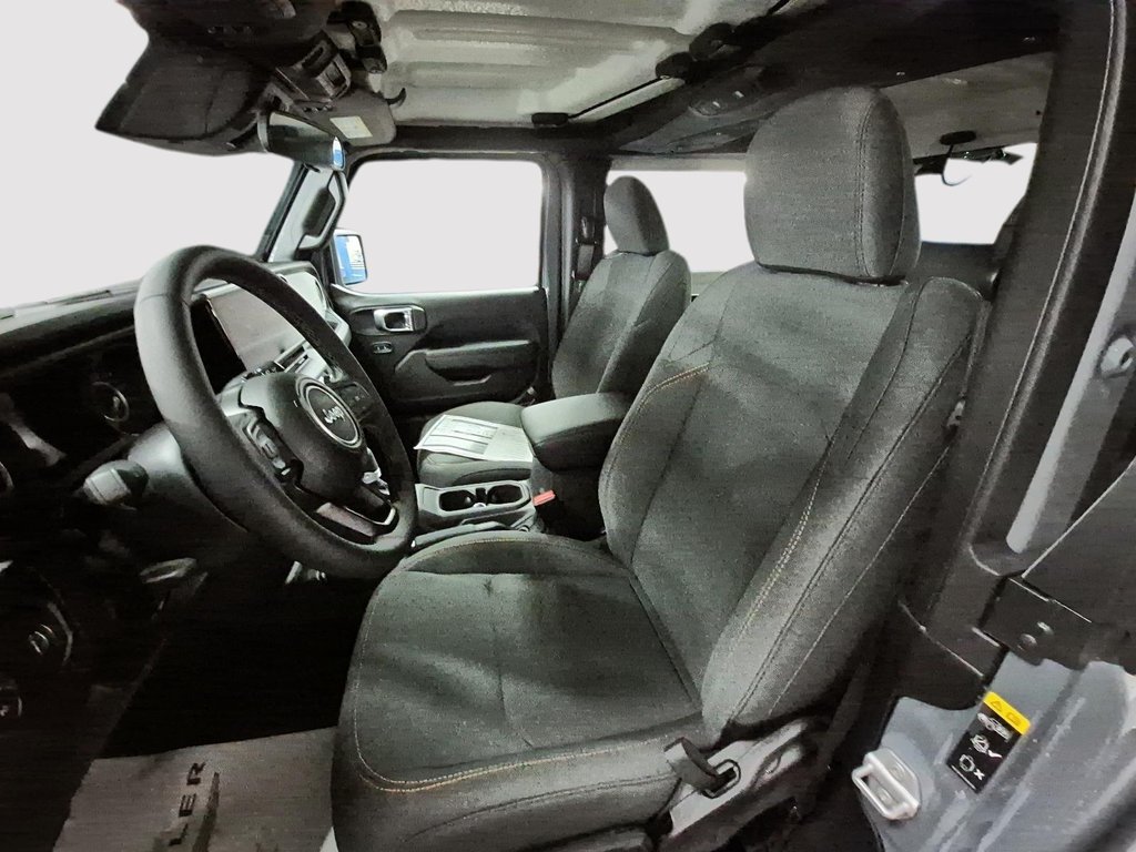 2026 Jeep Wrangler WILLYS in St-Jean-Sur-Richelieu, Quebec - 9 - w1024h768px