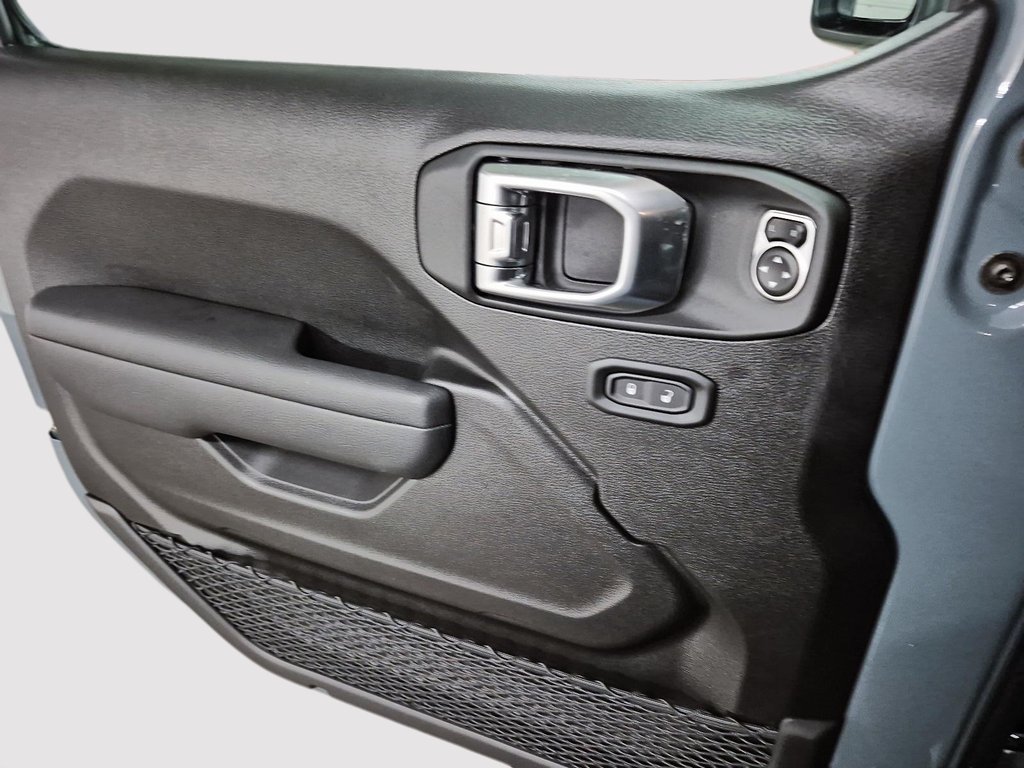 2026 Jeep Wrangler WILLYS in St-Jean-Sur-Richelieu, Quebec - 11 - w1024h768px