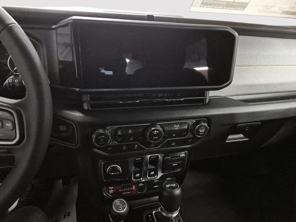 Jeep Wrangler WILLYS 2026 à St-Jean-Sur-Richelieu, Québec - 16 - w1024h768px