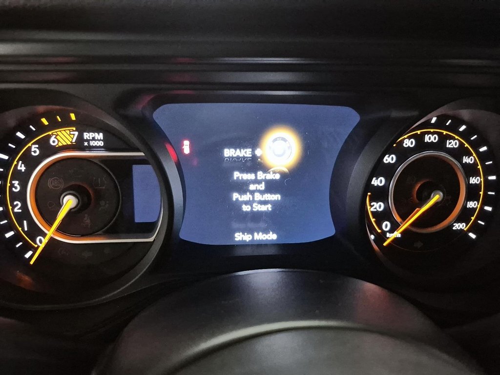 Jeep Wrangler WILLYS 2026 à St-Jean-Sur-Richelieu, Québec - 13 - w1024h768px