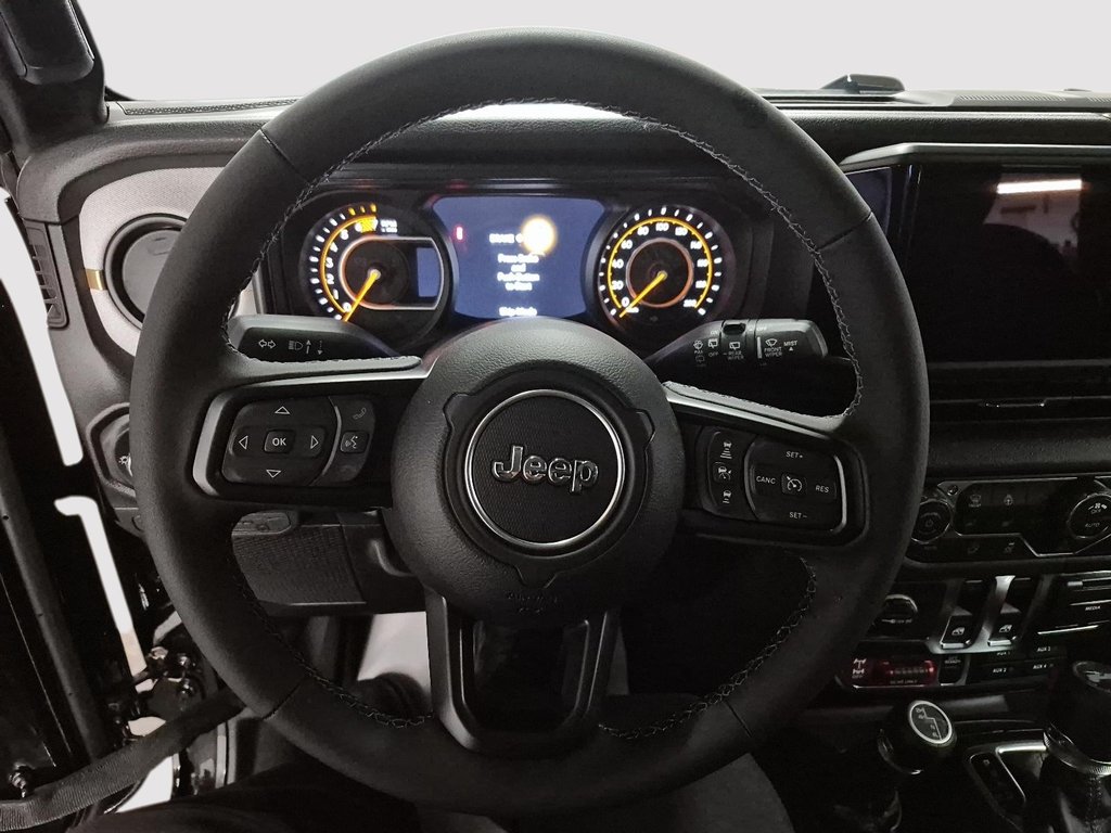 Jeep Wrangler WILLYS 2026 à St-Jean-Sur-Richelieu, Québec - 12 - w1024h768px