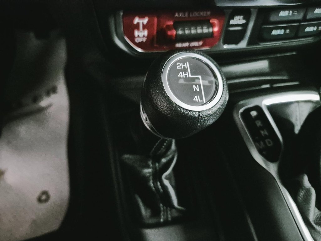 Jeep Wrangler WILLYS 2026 à St-Jean-Sur-Richelieu, Québec - 15 - w1024h768px