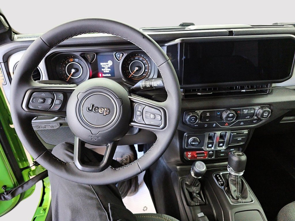 2026 Jeep Wrangler WILLYS in St-Jean-Sur-Richelieu, Quebec - 14 - w1024h768px