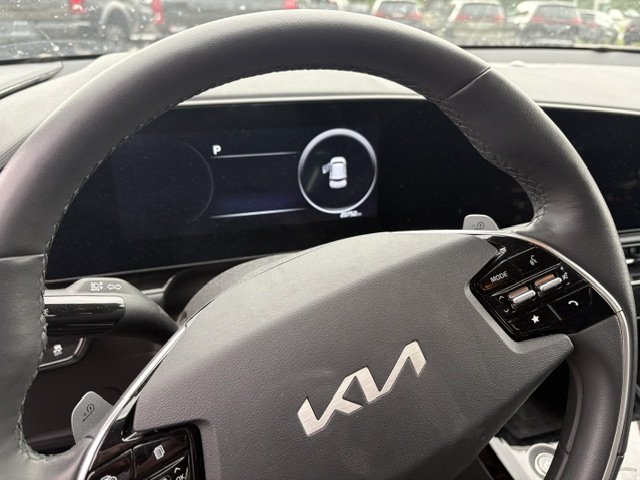 2025 Kia Niro EV Wind + in Sherbrooke, Quebec - 8 - w1024h768px