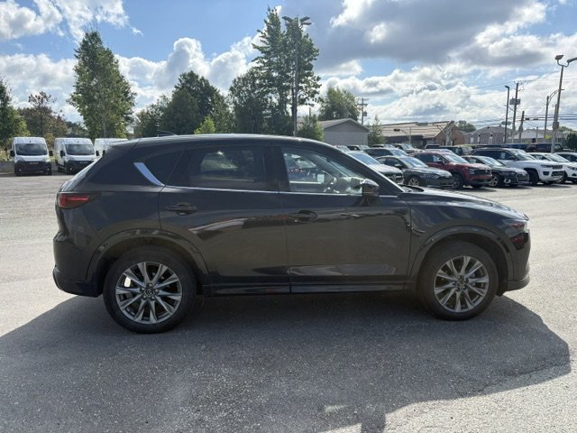 Mazda CX-5 GT 2025 à Sherbrooke, Québec - 6 - w1024h768px