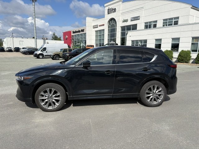 Mazda CX-5 GT 2025 à Sherbrooke, Québec - 2 - w1024h768px