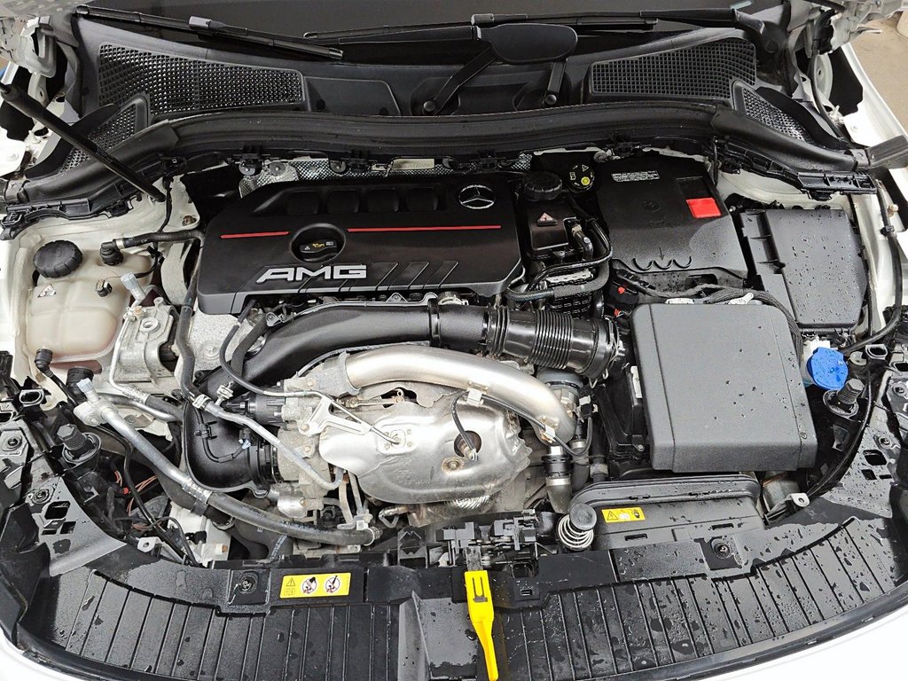 2022 Mercedes-Benz GLA AMG GLA 35 in Sherbrooke, Quebec - 8 - w1024h768px