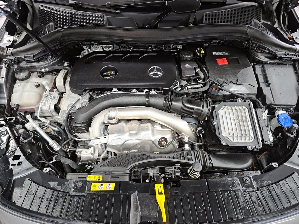 2026 Mercedes-Benz GLA 250 4MATIC in Sherbrooke, Quebec - 8 - w1024h768px