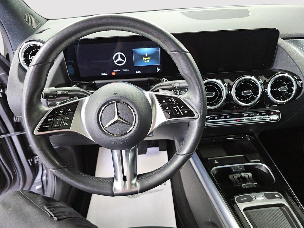 2026 Mercedes-Benz GLA 250 4MATIC in Sherbrooke, Quebec - 14 - w1024h768px