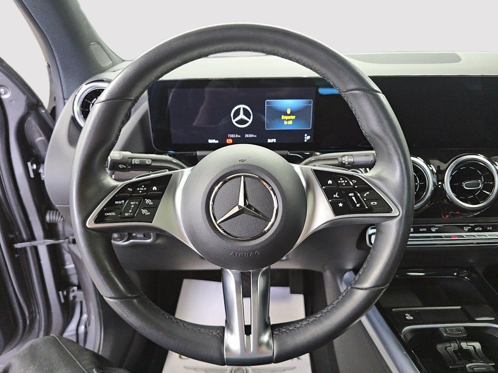 2026 Mercedes-Benz GLA 250 4MATIC in Sherbrooke, Quebec - 12 - w1024h768px