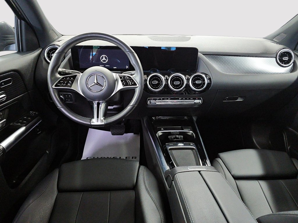 2026 Mercedes-Benz GLA 250 4MATIC in Sherbrooke, Quebec - 10 - w1024h768px