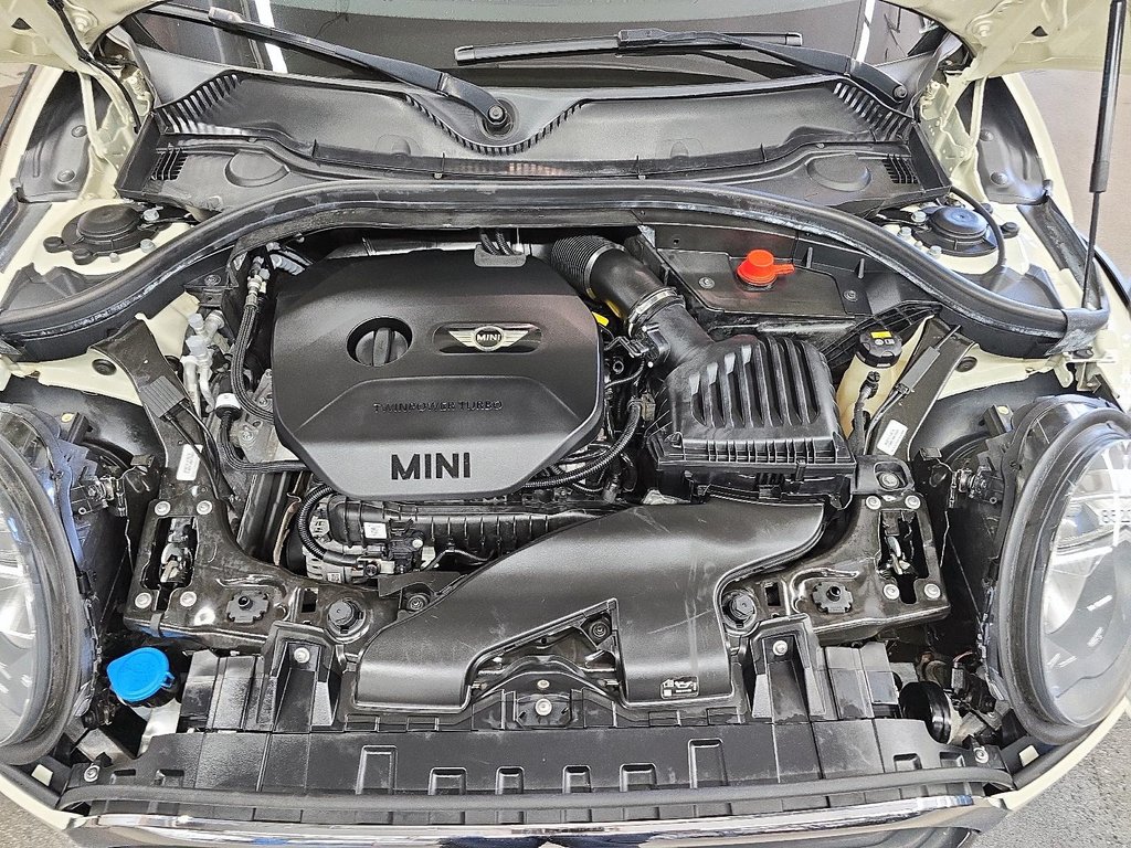 MINI Clubman COOPER ALL4 // TOIT OUVRANT 2019 à Sherbrooke, Québec - 8 - w1024h768px