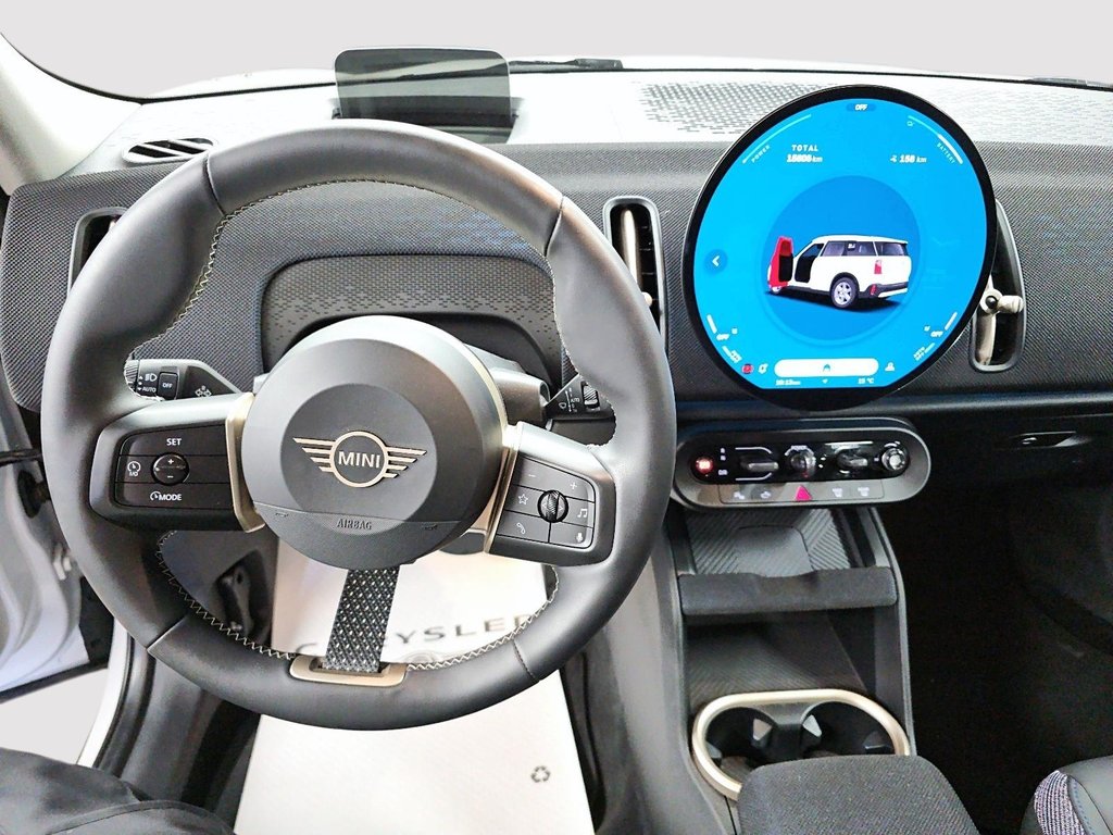 2025 MINI Countryman SE ALL4 // EV in Sherbrooke, Quebec - 10 - w1024h768px