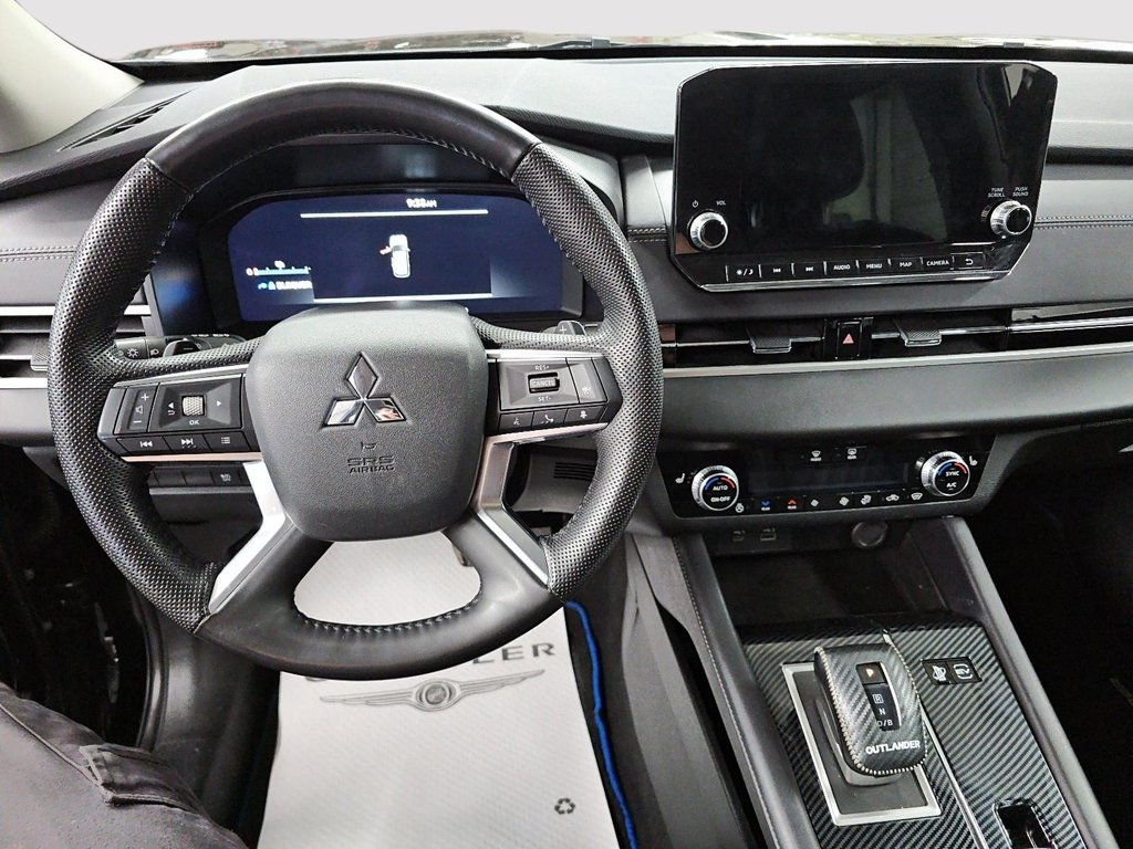 Mitsubishi Outlander PHEV SEL // OUTLANDER // PHEV 2023 à Sherbrooke, Québec - 14 - w1024h768px