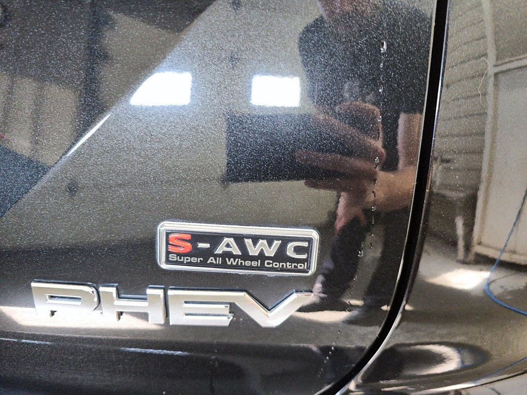 Mitsubishi Outlander PHEV SEL // OUTLANDER // PHEV 2023 à Sherbrooke, Québec - 16 - w1024h768px