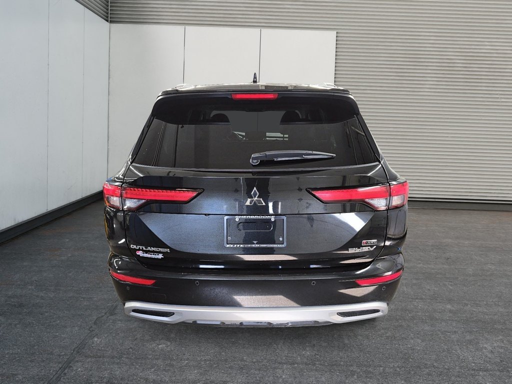 Mitsubishi Outlander PHEV SEL // OUTLANDER // PHEV 2023 à Sherbrooke, Québec - 3 - w1024h768px
