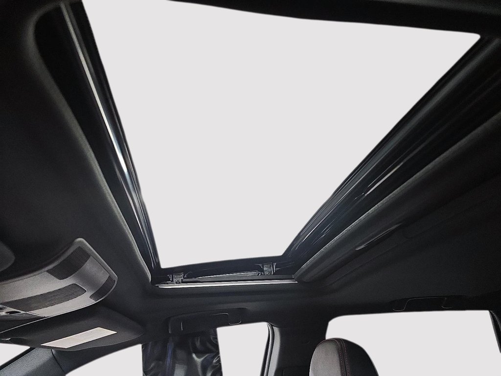 2020 Mitsubishi Outlander LIMITED EDITION S-AWC // V6 in Sherbrooke, Quebec - 30 - w1024h768px