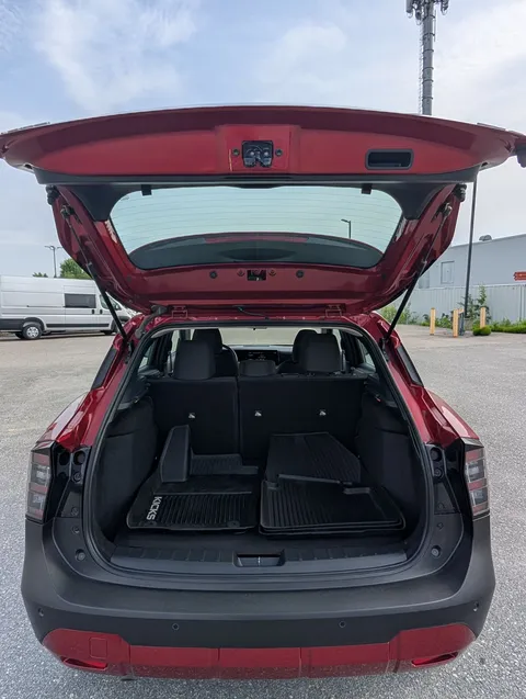 2025 Nissan Kicks S // VUS // TRACTION INTÉGRALE in Sherbrooke, Quebec - 5 - w1024h768px