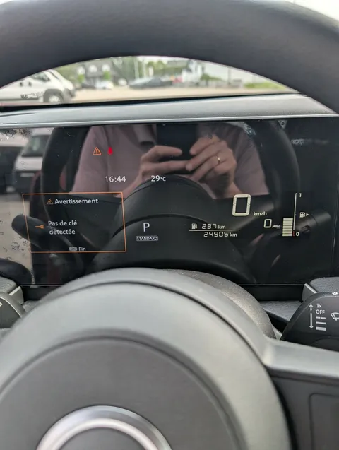 2025 Nissan Kicks S // VUS // TRACTION INTÉGRALE in Sherbrooke, Quebec - 10 - w1024h768px
