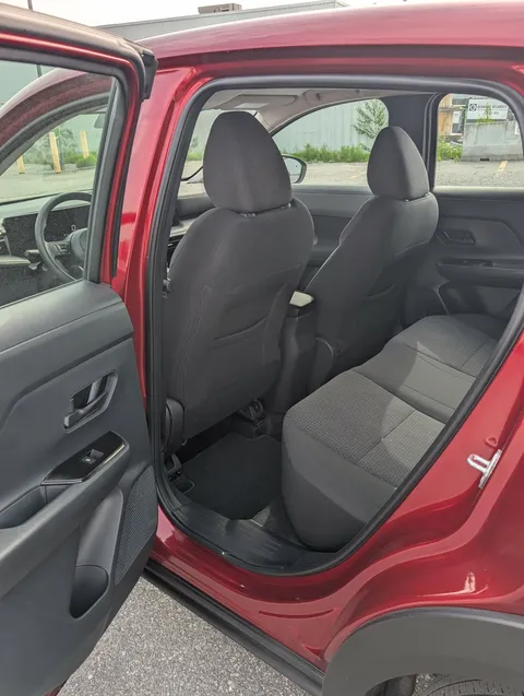 2025 Nissan Kicks S // VUS // TRACTION INTÉGRALE in Sherbrooke, Quebec - 14 - w1024h768px