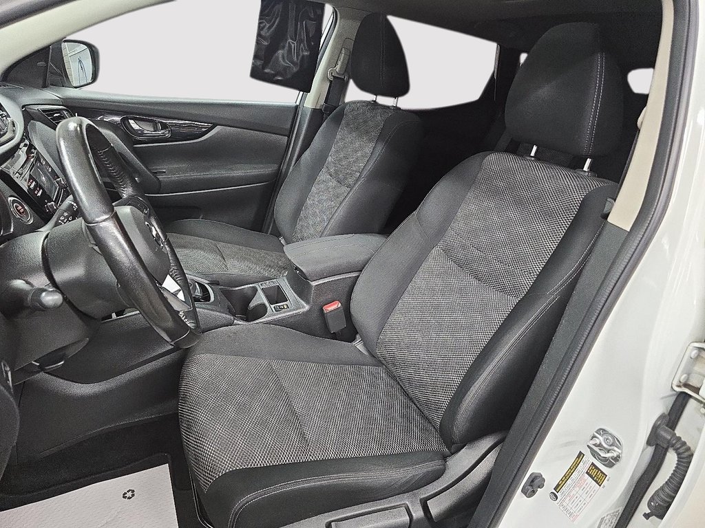 Nissan Qashqai SV AWD // TOIT OUVRANT 2018 à Sherbrooke, Québec - 9 - w1024h768px