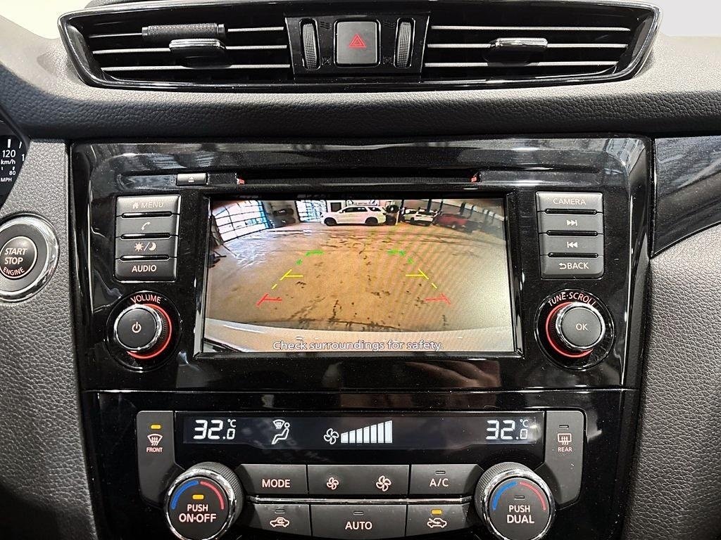 2023 Nissan Qashqai SV AWD // TOIT OUVRANT // SIÈGES CHAUFFANTS in Sherbrooke, Quebec - 23 - w1024h768px