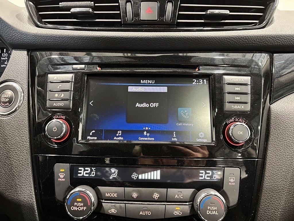 2023 Nissan Qashqai SV AWD // TOIT OUVRANT // SIÈGES CHAUFFANTS in Sherbrooke, Quebec - 21 - w1024h768px