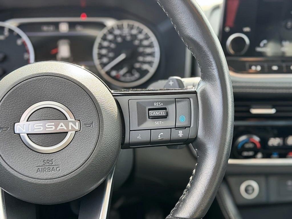 Nissan Rogue SL AWD // TOIT PANORAMIQUE 2023 à Sherbrooke, Québec - 16 - w1024h768px