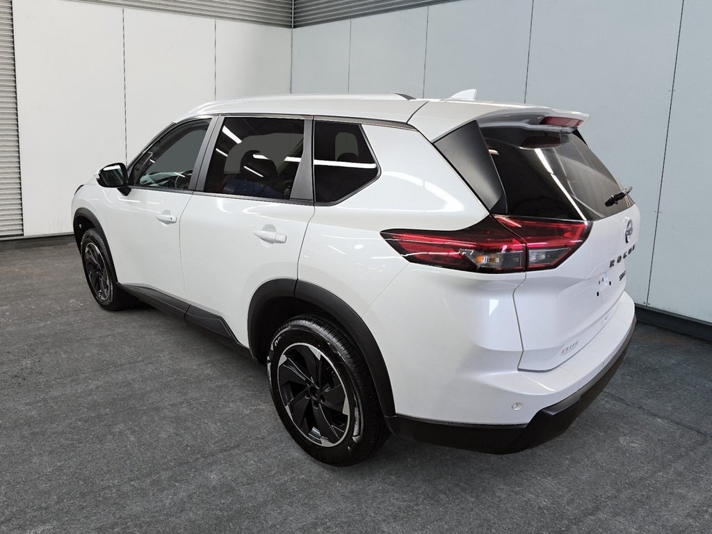 Nissan Rogue SV // AWD // CVT 2024 à Sherbrooke, Québec - 4 - w1024h768px