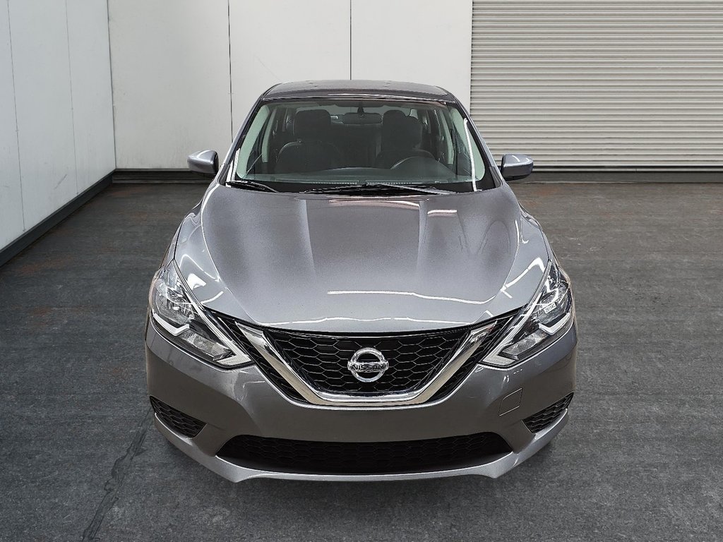 Nissan Sentra SV // AUTOMATIQUE // SIÈGES CHAUFFANTS 2017 à Sherbrooke, Québec - 2 - w1024h768px