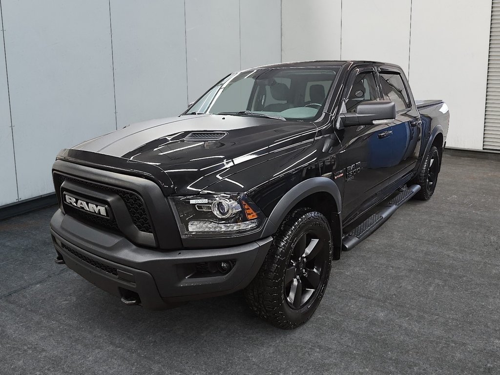 2019 Ram 1500 Classic WARLOCK 4X4 CREW CAB // V8 // TOUT ÉQUIPÉ in Sherbrooke, Quebec - 1 - w1024h768px