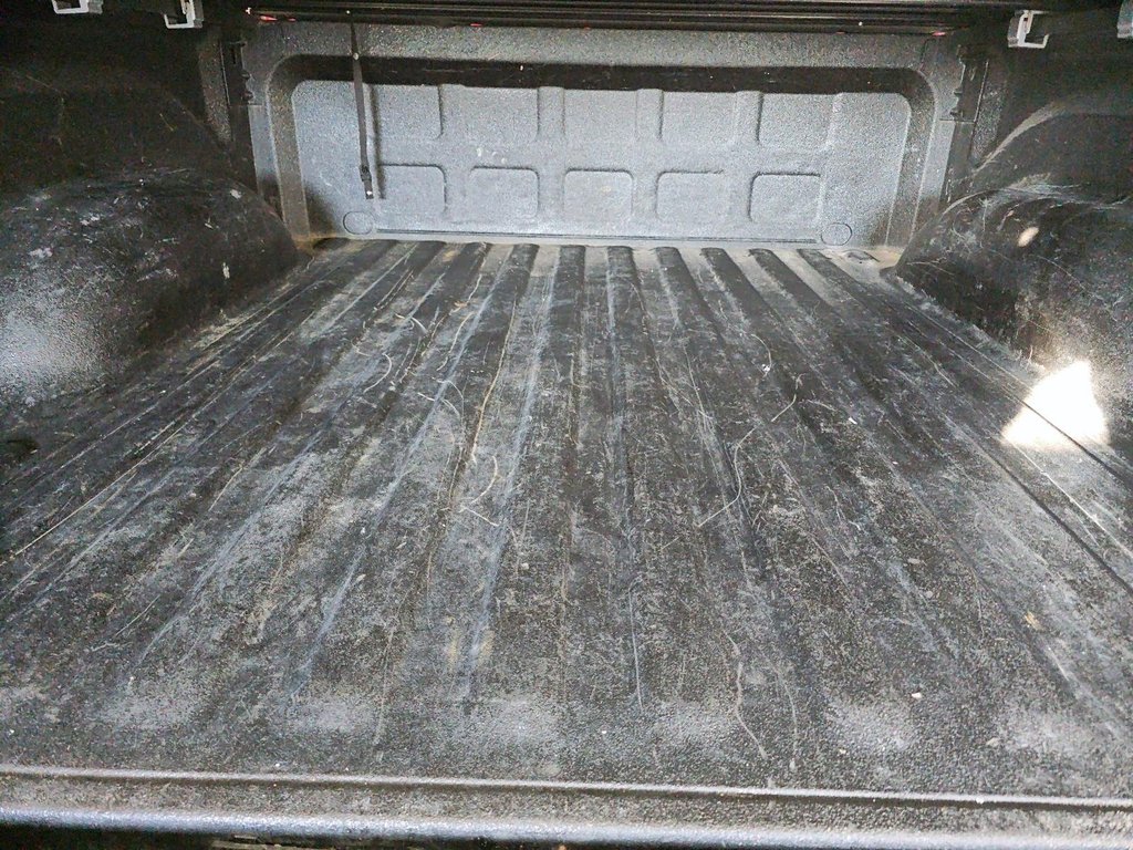 Ram 1500 Classic EXPRESS // RAM 1500 // CREW CAB 2020 à Sherbrooke, Québec - 17 - w1024h768px