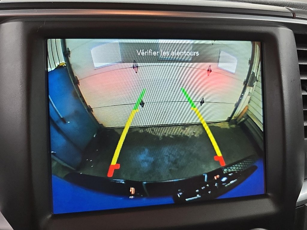 2021 Ram 1500 Classic WARLOCK 5.7L V8 4X4 CREWCAB in Sherbrooke, Quebec - 18 - w1024h768px