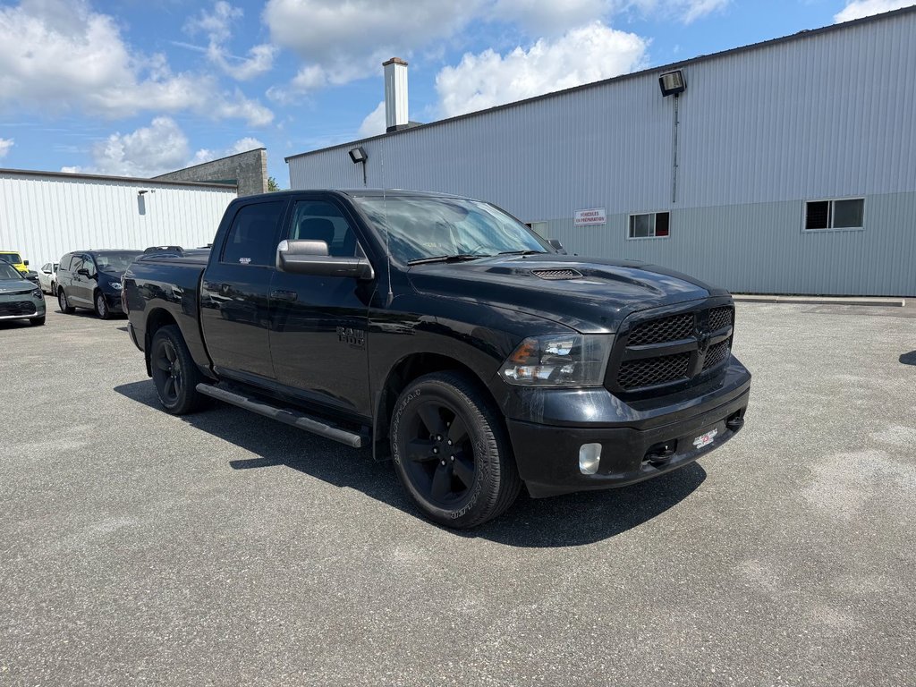 2021 Ram 1500 Classic SLT in Sherbrooke, Quebec - 6 - w1024h768px
