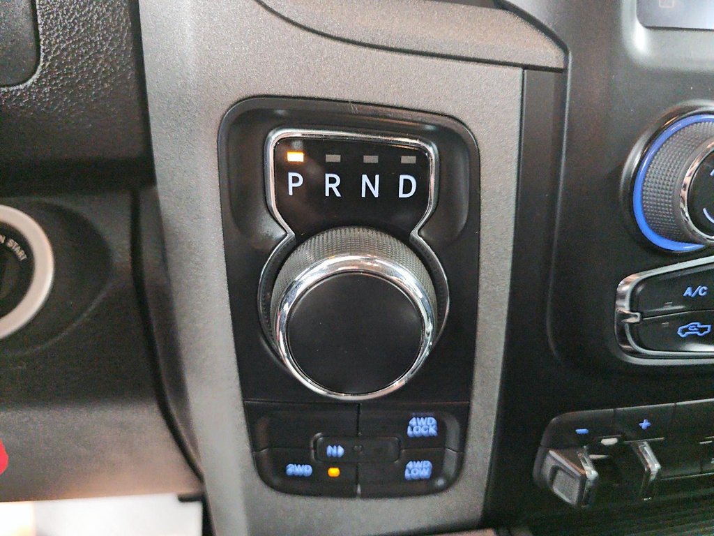 2022 Ram 1500 Classic EXPRESS  // BOÎTE 6.4'' in Sherbrooke, Quebec - 15 - w1024h768px