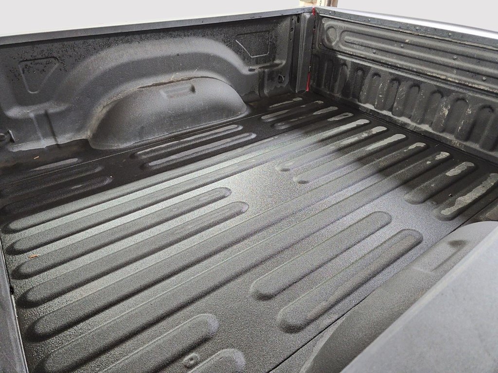 2022 Ram 1500 Classic EXPRESS  // BOÎTE 6.4'' in Sherbrooke, Quebec - 17 - w1024h768px