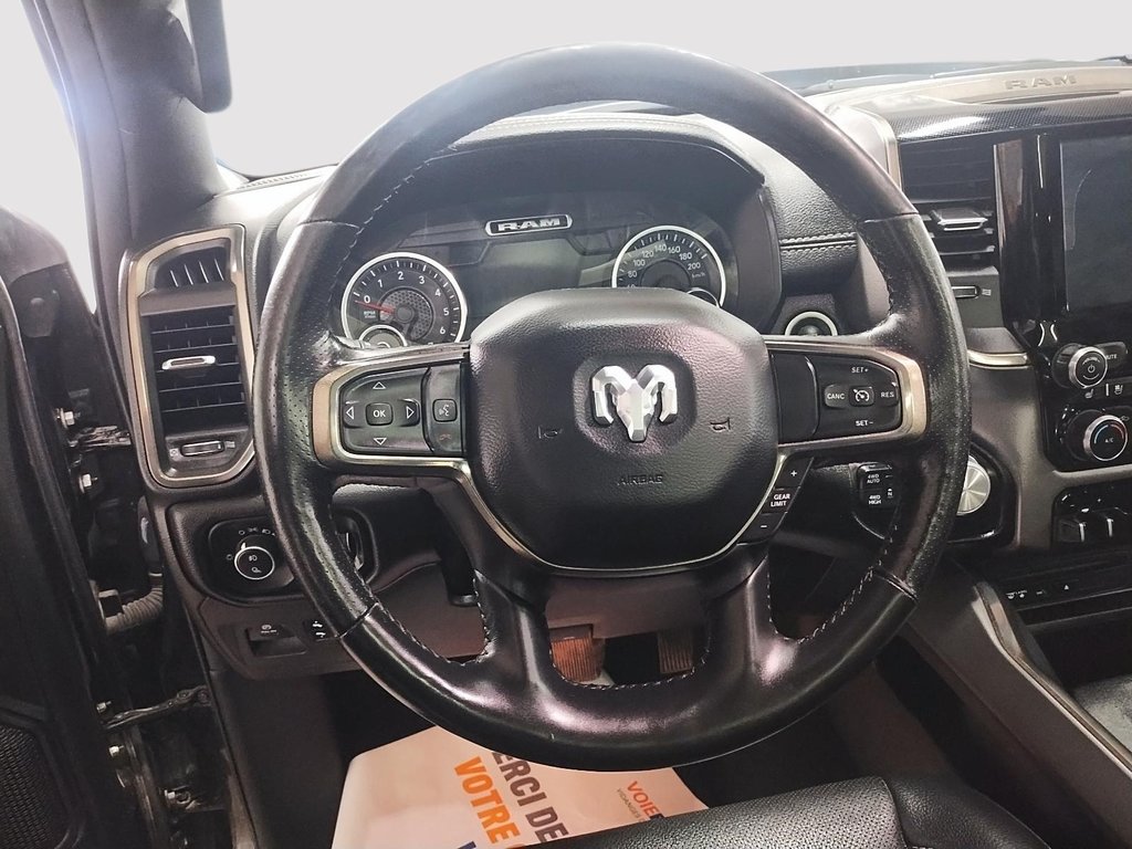 Ram 1500 SPORT 4X4 CREW CAB // TOIT PANO 2019 à Sherbrooke, Québec - 12 - w1024h768px