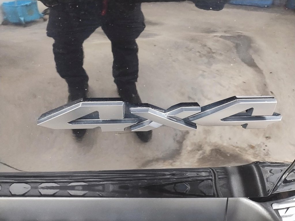 Ram 1500 SPORT 4X4 CREW CAB // TOIT PANO 2019 à Sherbrooke, Québec - 16 - w1024h768px